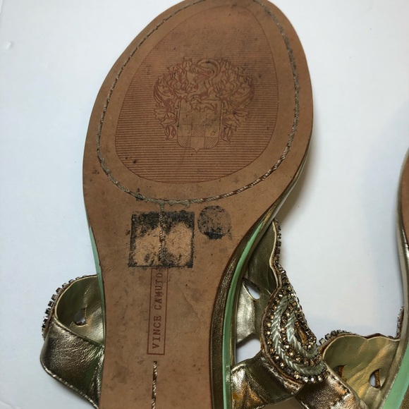 Gorgeous Vince Camuto Sandals - Picture 7 of 7